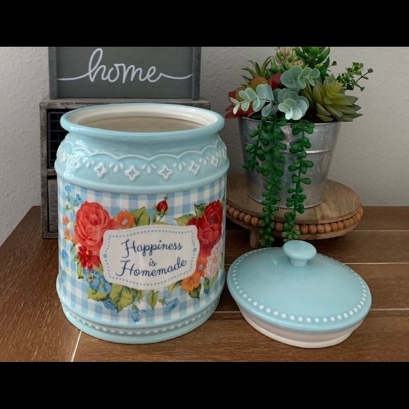 The Pioneer Woman Happiness is Homemade Sweet Rose Canister - Picture 4 of 4